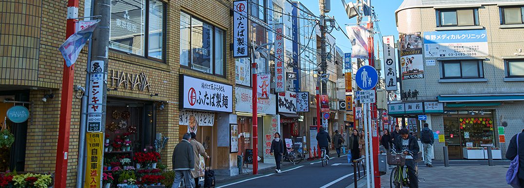ウルトラマン商店街・祖師谷商店街（写真）